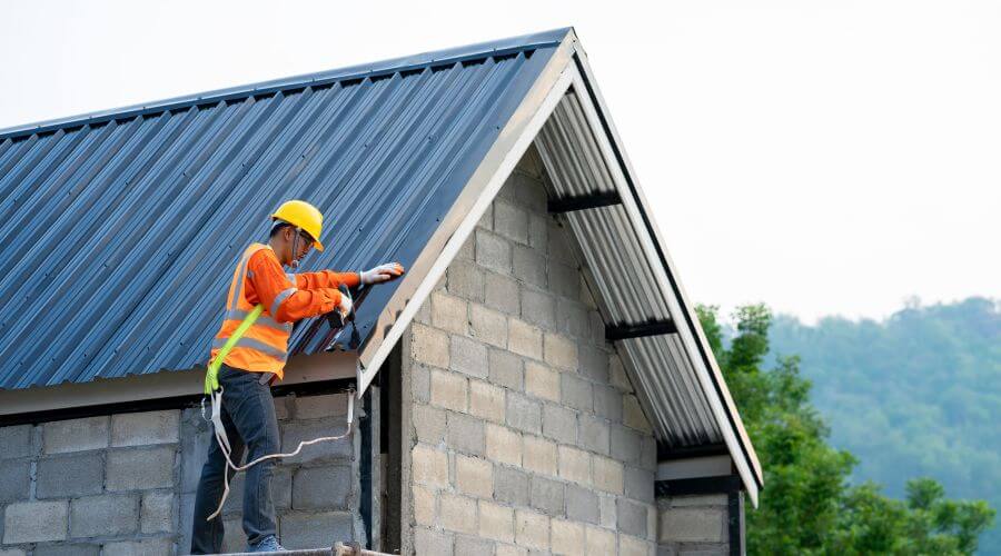 Professional Flat Roofing Installation in Lillie, LA